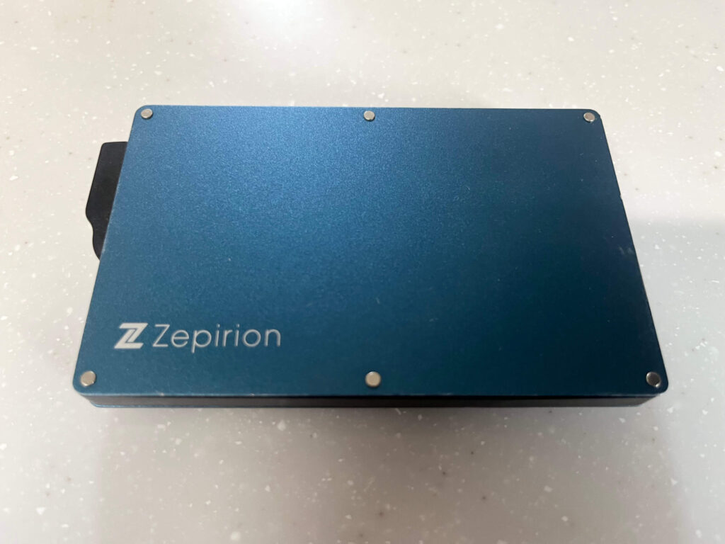 ゼピリオン　カードケース　全体