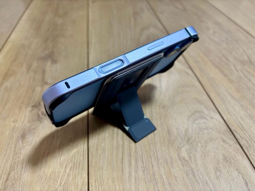 UGREENカードスタンド横向き