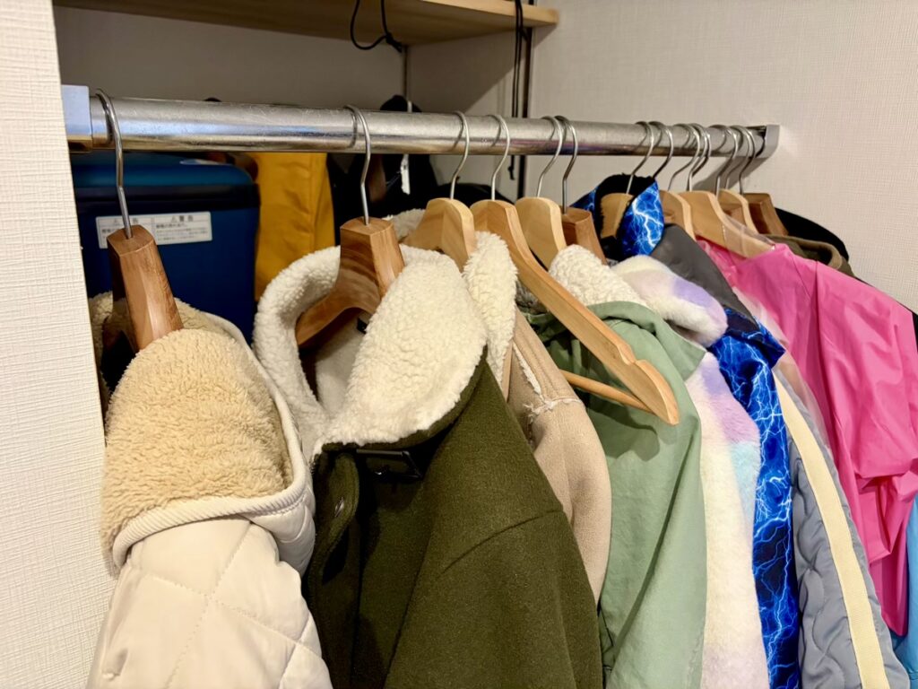 玄関　ハンガーラック